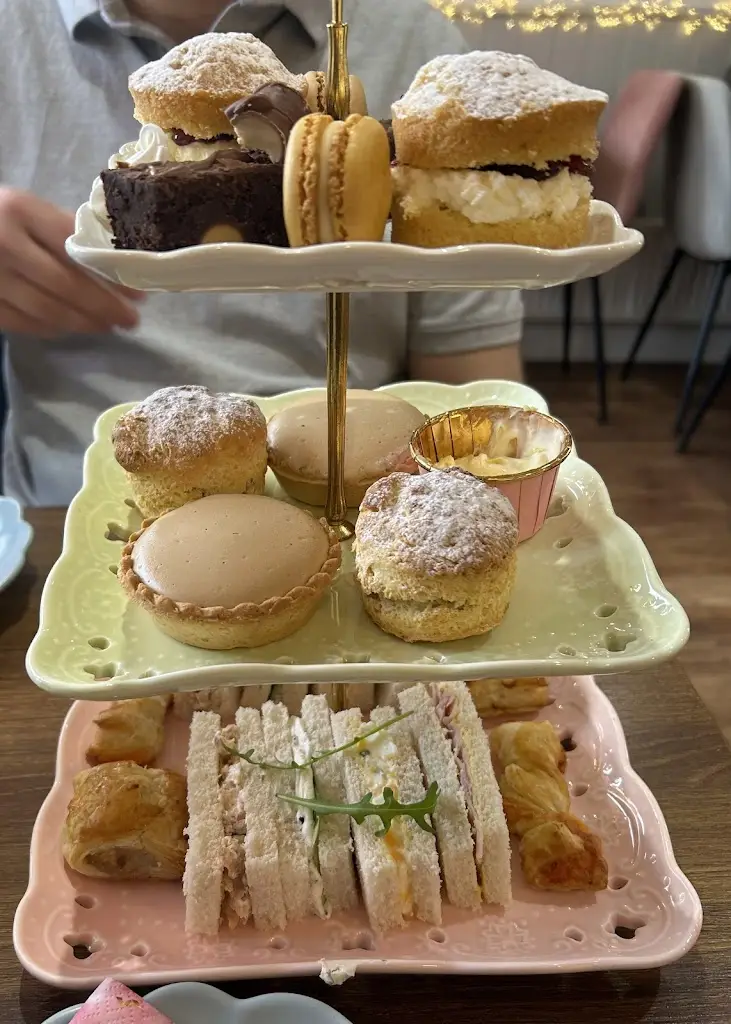 Victoria Bricknell_Bosuns_Queenborough_Bewertung