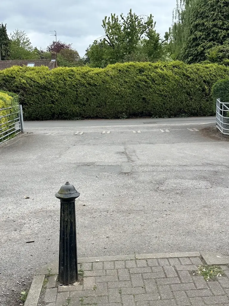 Darren A. Smith_Kings Arms_Radley_review