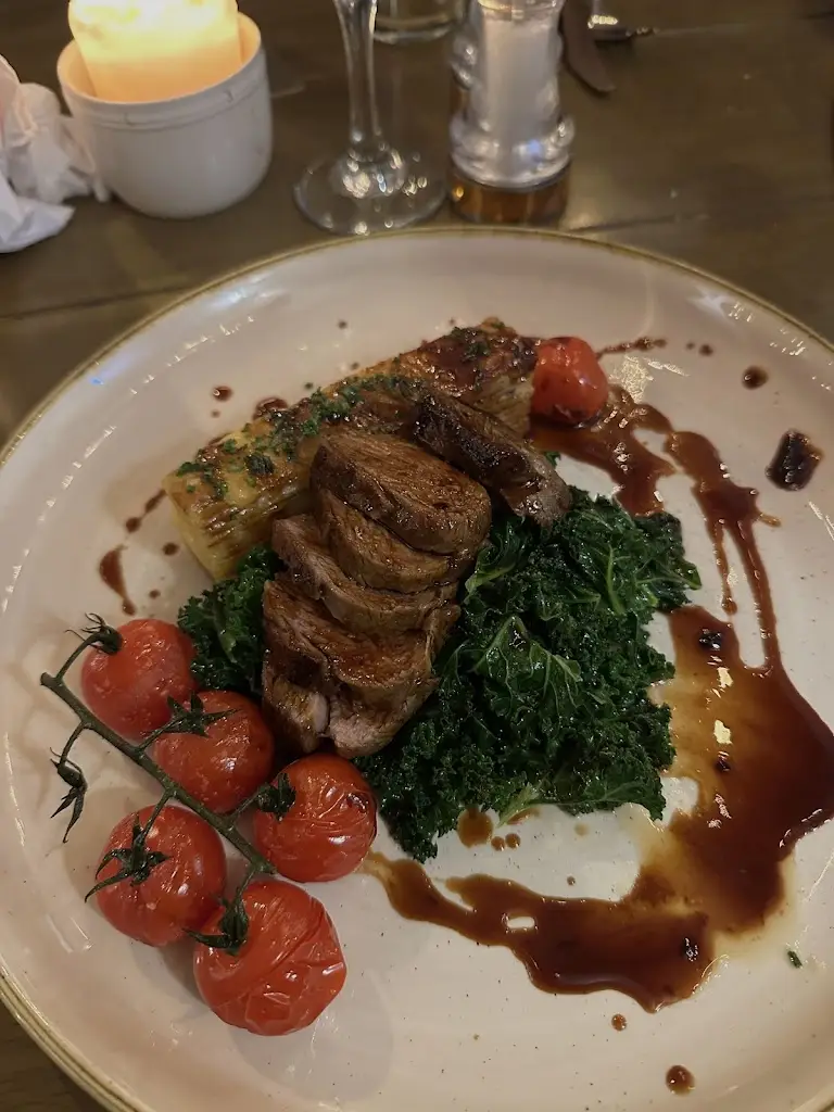 Michelle Christiansen_The Seven Stars at Marsh Baldon_Radley_review