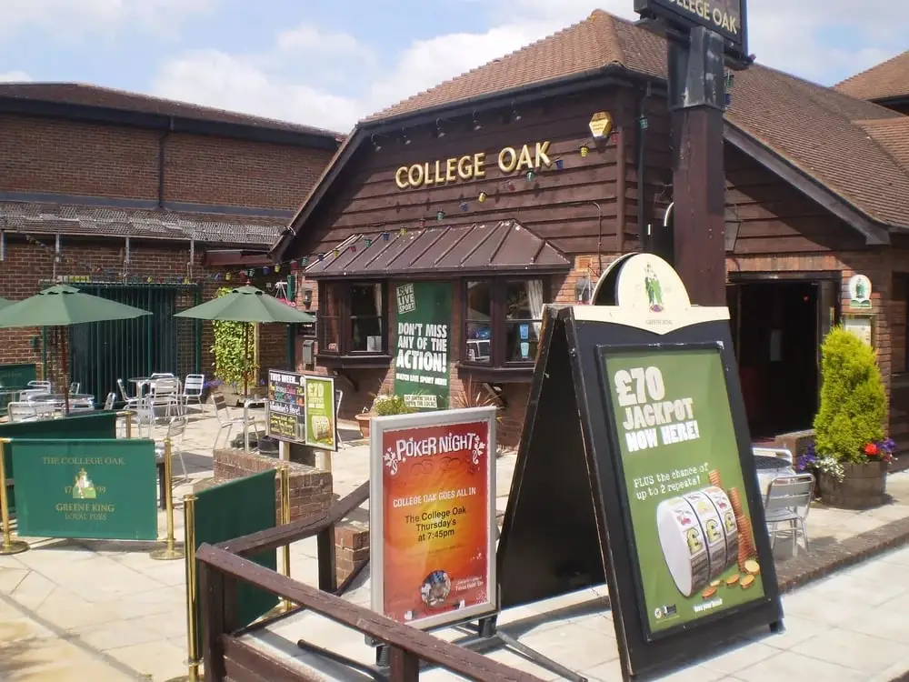 College Oak_Radley_slider_image_1