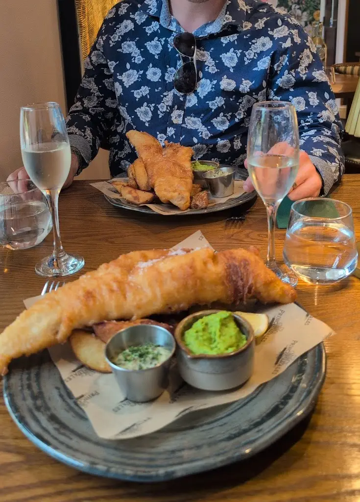 Joy Blank nee Harrison_The Prince of Wales Baslow_Baslow_review