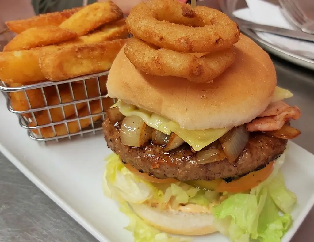 Menu_Royal George_Purton_image_4