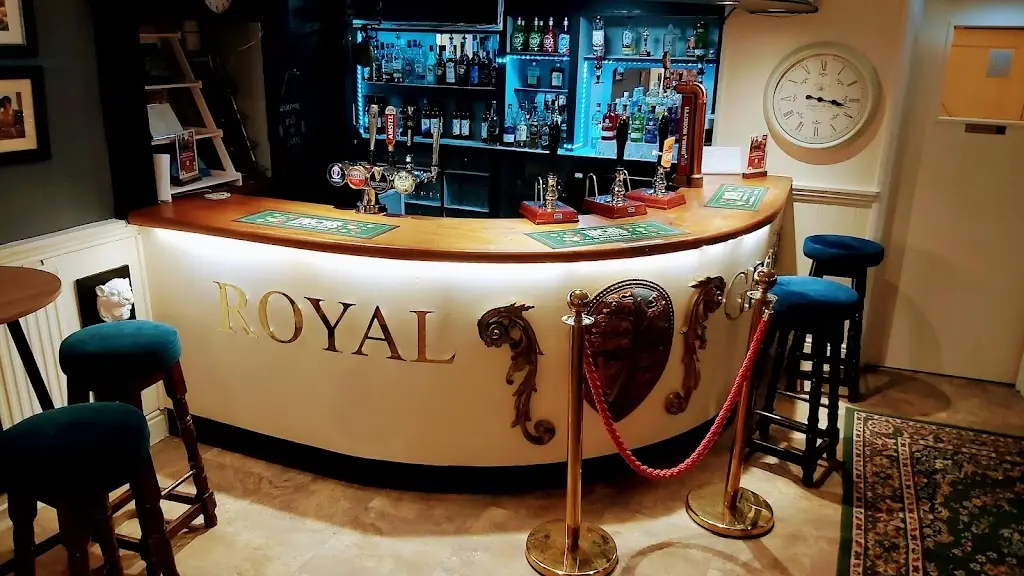 Royal George_Purton_slider_image_3