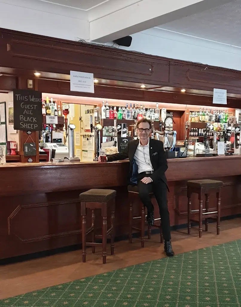 Purton Red House_Purton_slider_image_2