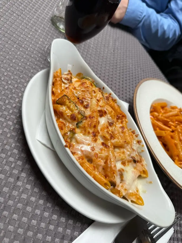 Cecilia Violet_Fabio Ristorante_Purton_review