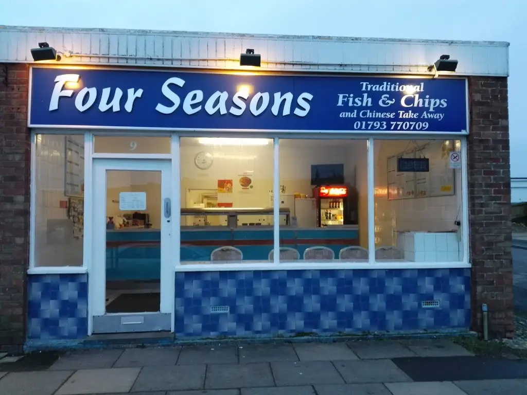 Four Seasons restaurant in Purton