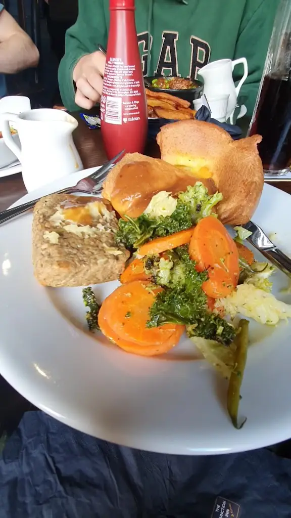 The Junction Inn_Queensbury_slider_image_2