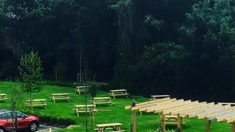 The Golden Lion Rainford_Rainford_slider_image_3