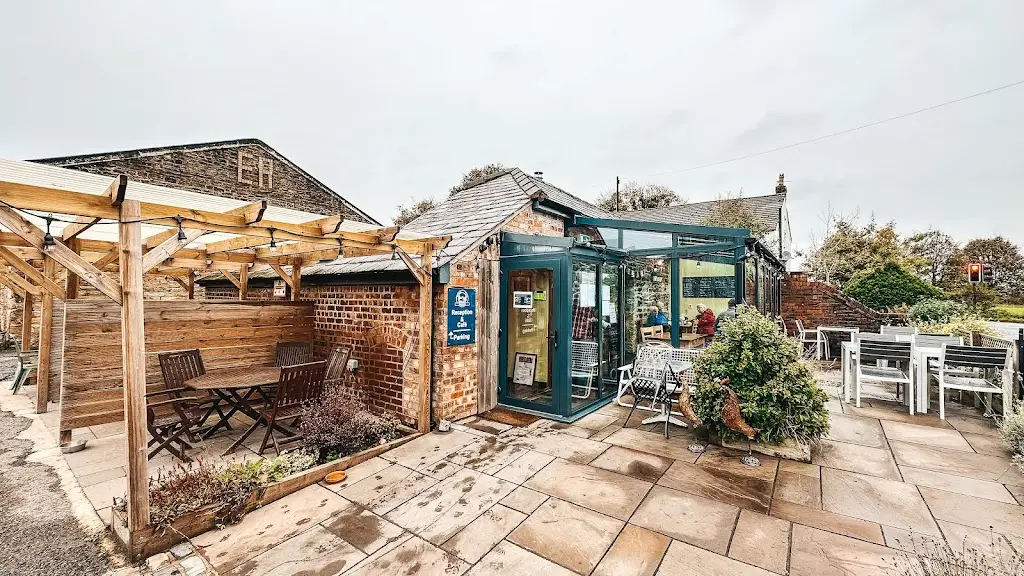 Liam Waine_Bridge Farm Café_Rainford_review