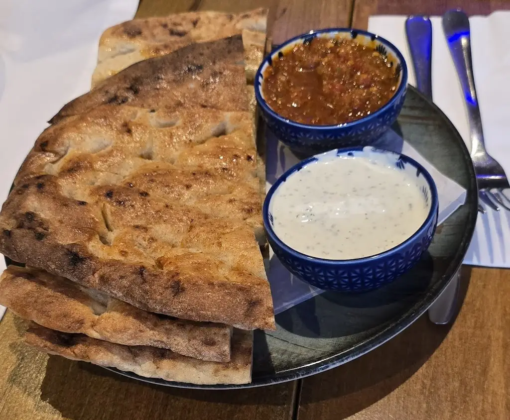 Hefin Richards_Galata Mezze Restaurant & Bar_Rainham_review