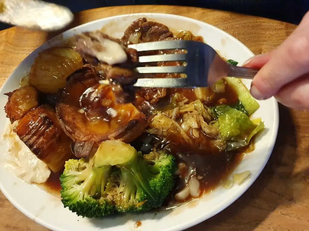 Mike Twyman_Rose Inn_Rainham_review