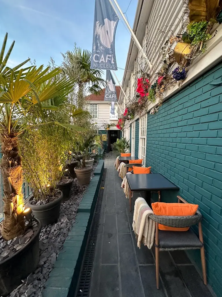 Café Nucleus Rainham restaurant in Rainham