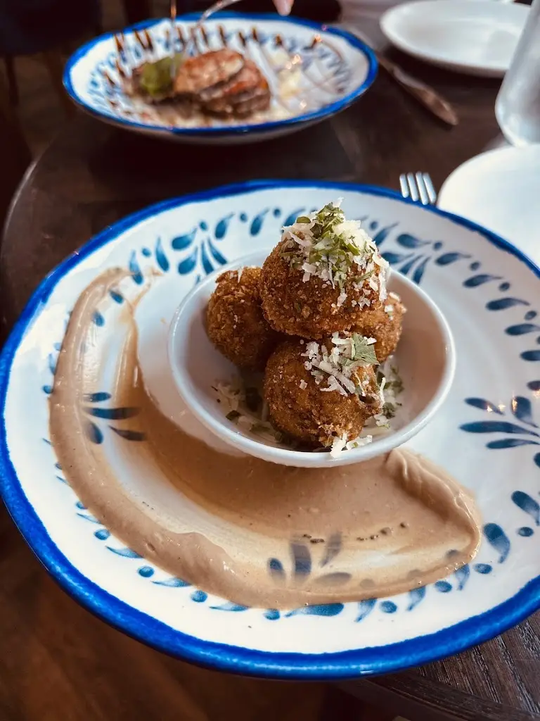 Storia Radlett_Radlett_slider_image_3