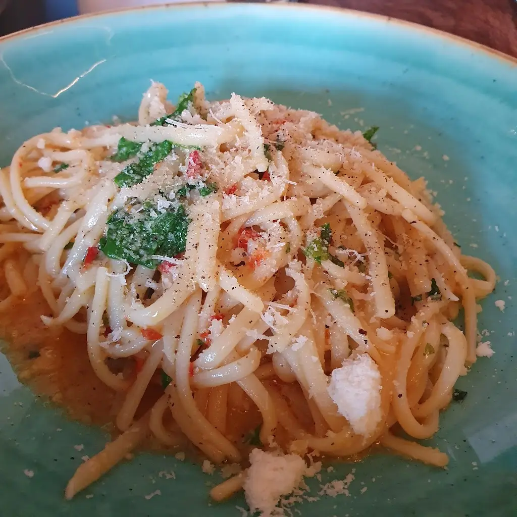 Geetali Khatri_Per Tutti Radlett_Radlett_review