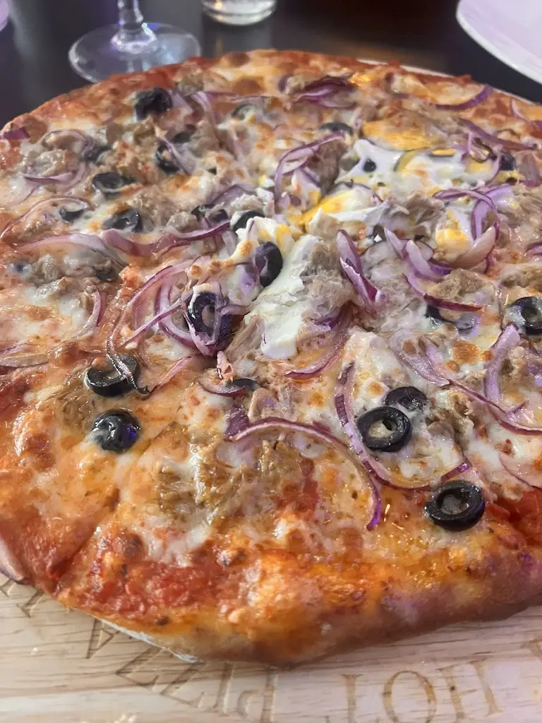 Melly Thorne_Isot Mediterranean kurdish Restaurant_Radlett_review