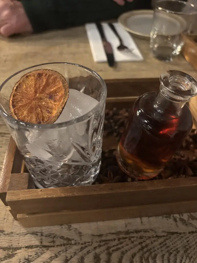 Emily Jones_Aamcha Eastern Kitchen_Radlett_recensione