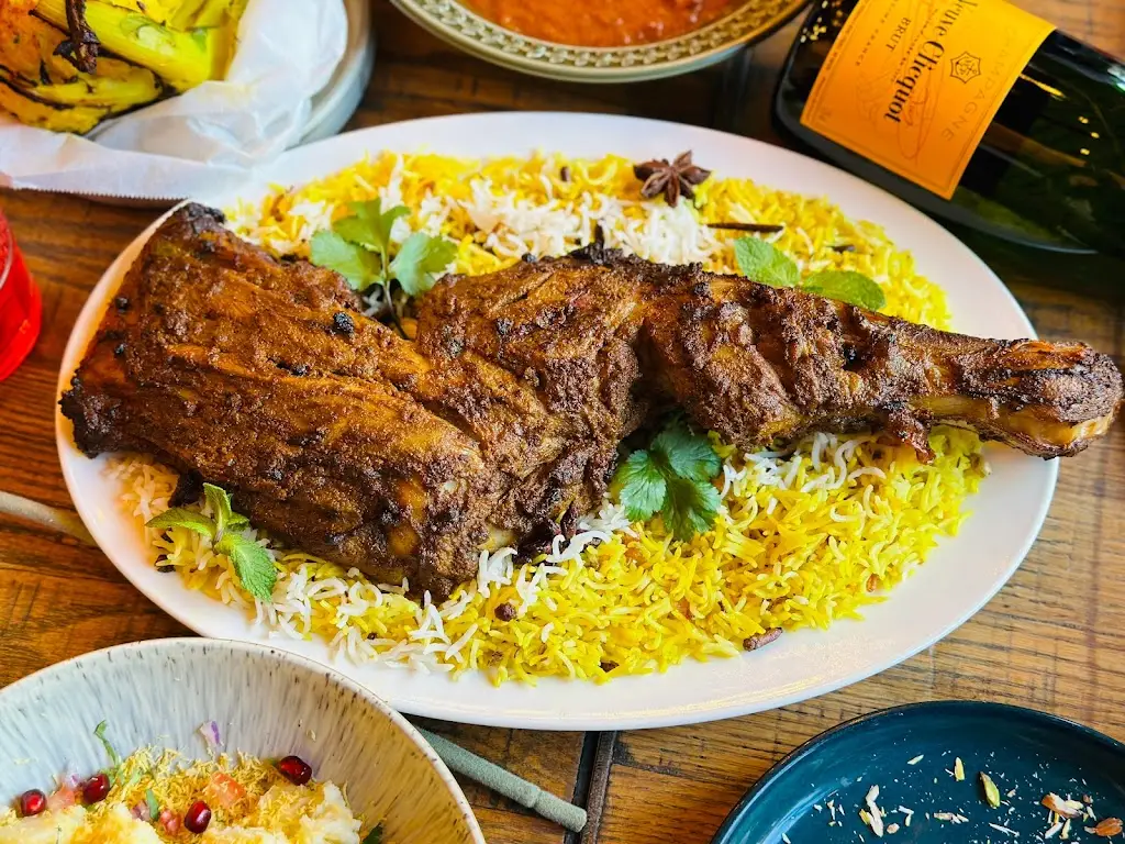 Aamcha Eastern Kitchen_Radlett_slider_image_3