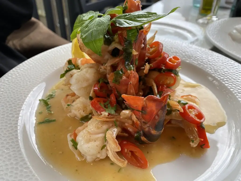 L’Italiana_Radlett_slider_image_3