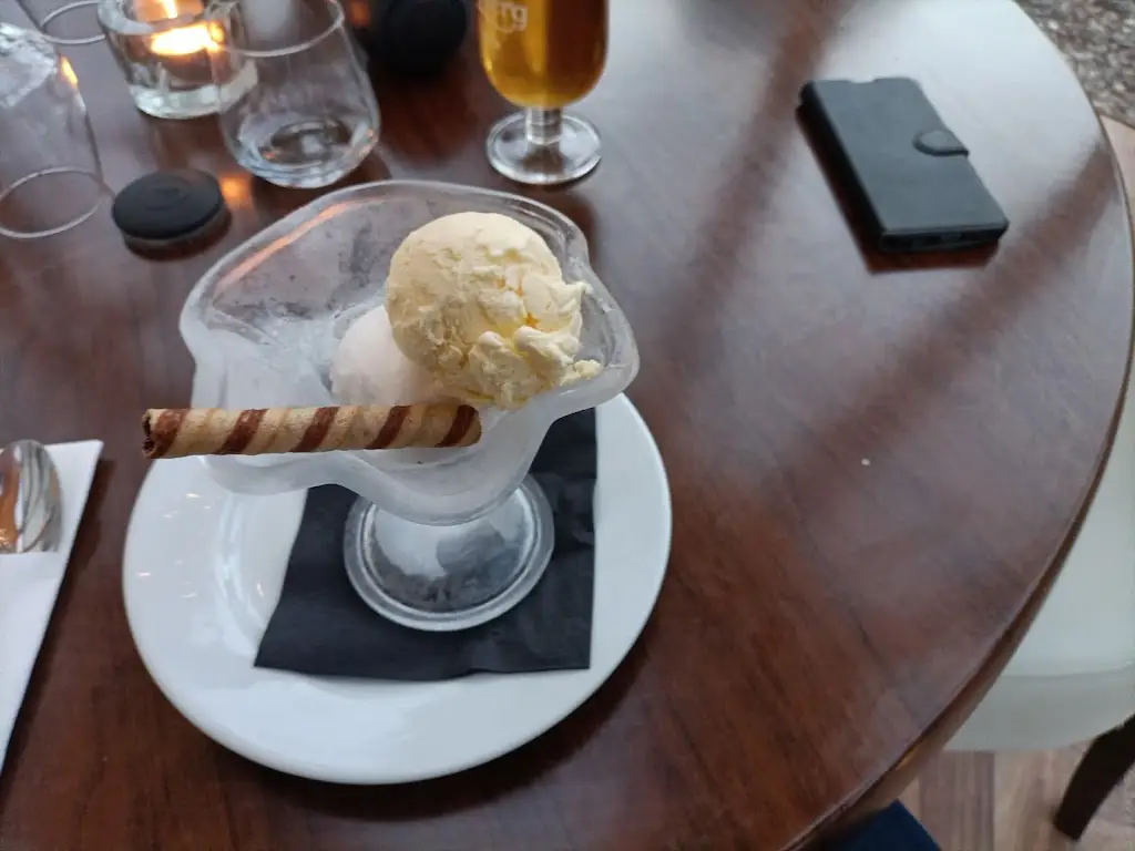 Char Lene_The Cricketers of Redbourn_Redbourne_recensione