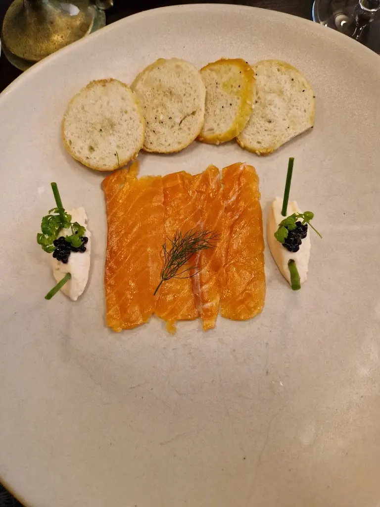 Menu_The Pearl | British dining room_Prestwich_image_6