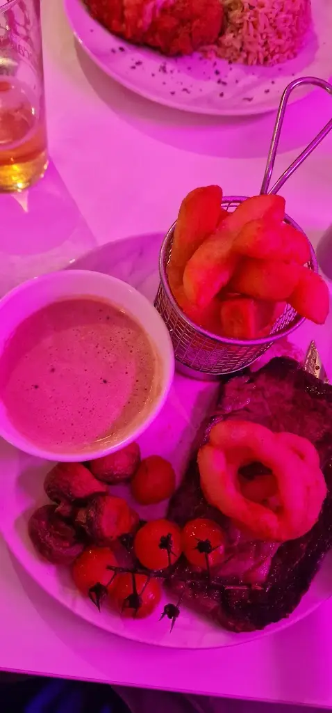 Jessica Netherwood_Icons Bar & Restaurant_Prestwich_recensione