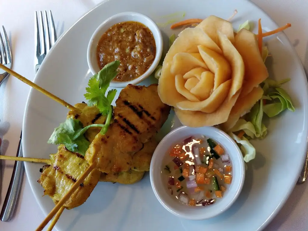 Baan Thai_Barton-le-Clay_slider_image_2