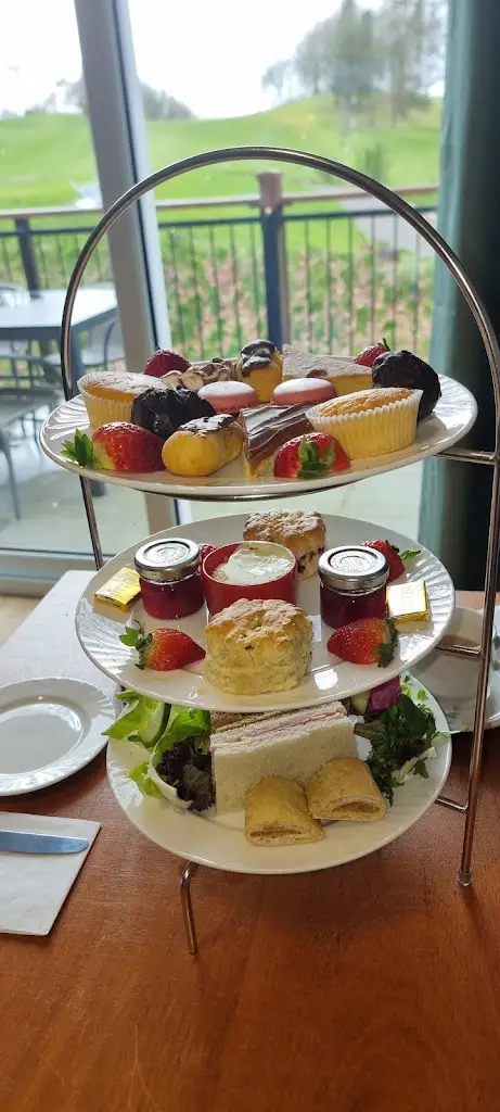 Par One Bar & Restaurant by Prestwich Golf Club_Prestwich_slider_image_3