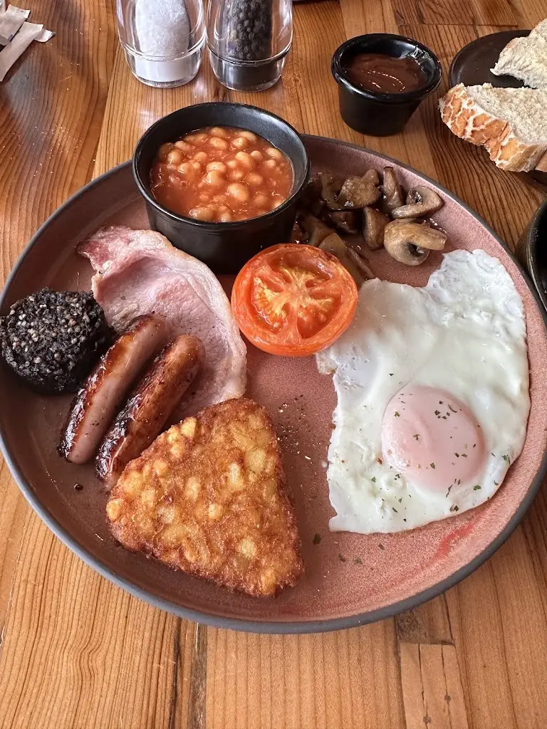 Macca’s Bar & Grill_Prestwich_slider_image_2