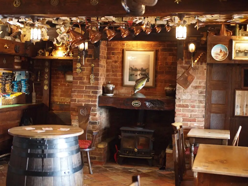 Reedham Ferry Inn_Reedham_slider_image_1