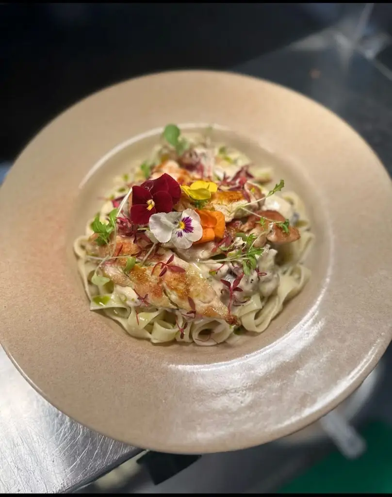 Tanya Kelly_The Bull_Barton-le-Clay_review