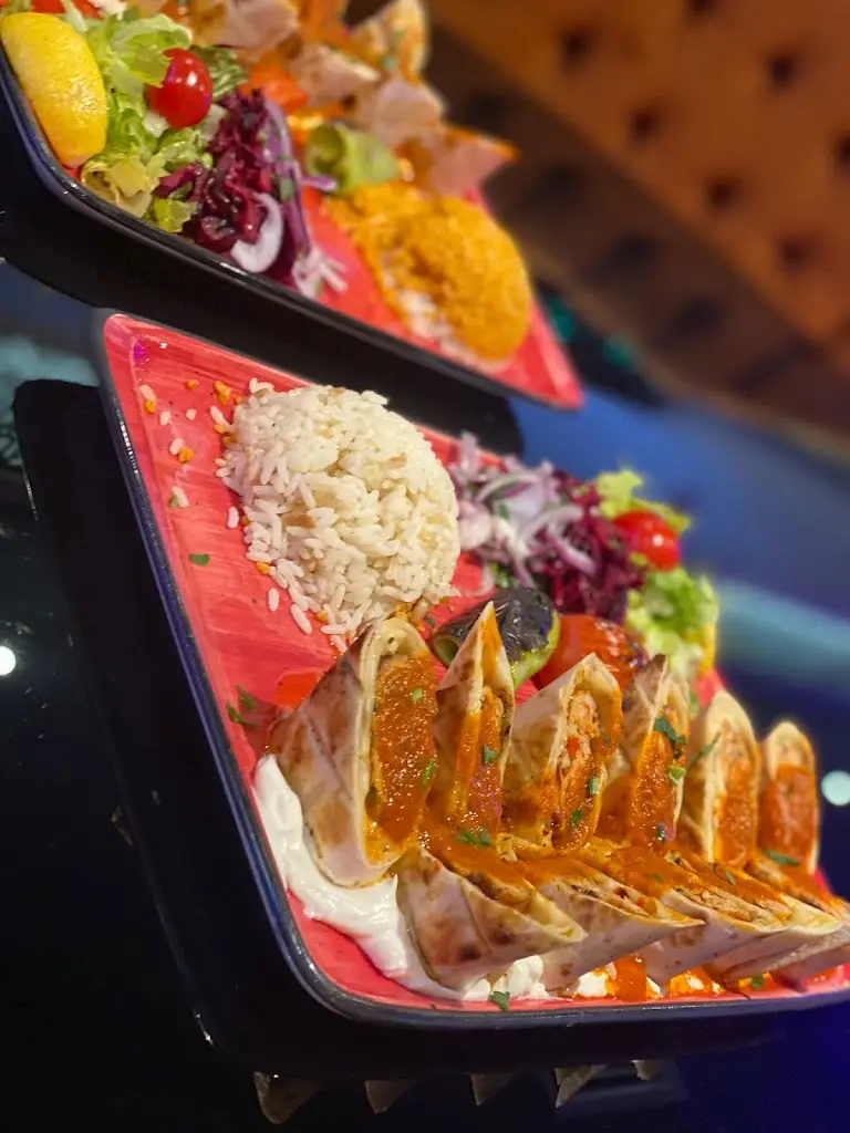 Riva Meze Grill_Rayleigh_slider_image_2