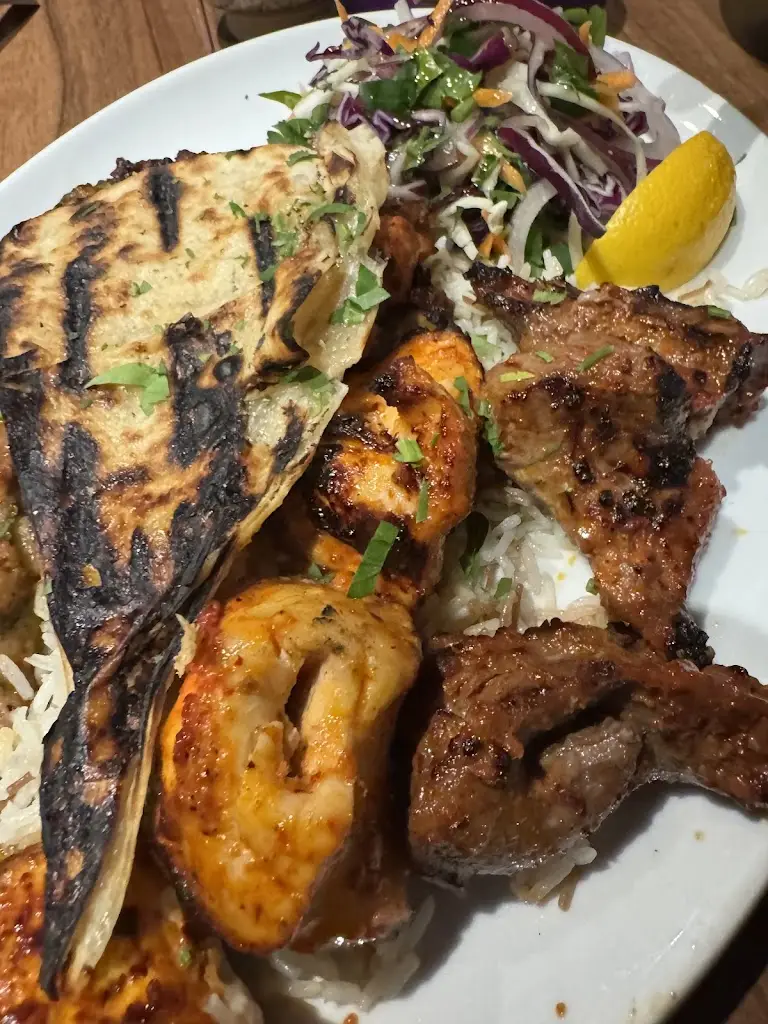 Tasnim Tarsey_D'bouk restaurant 🇱🇧_Rayleigh_review