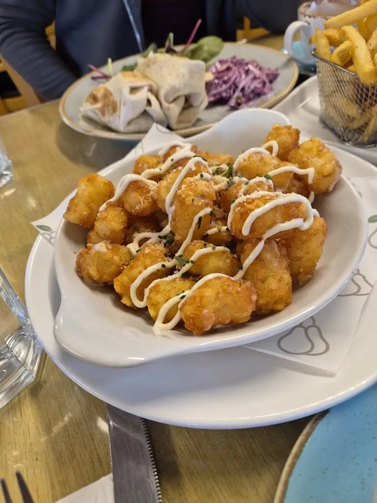 Sergio Aguilera_The Laughing Pear_Rayleigh_review