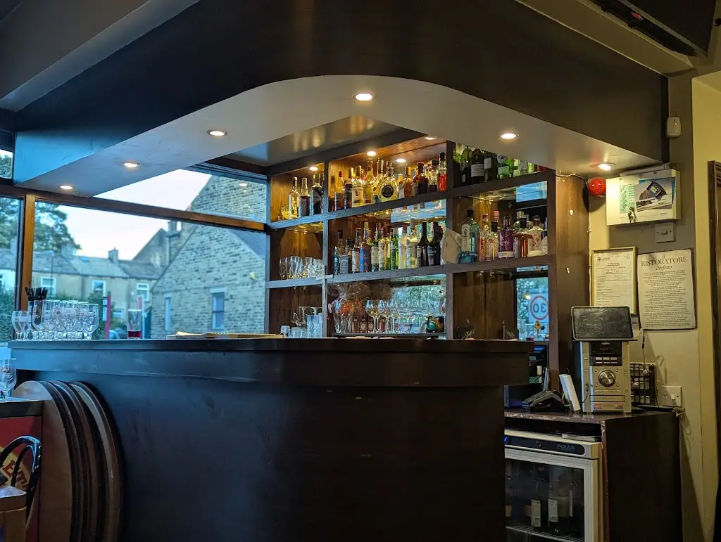 Gigi's Restaurant_Pudsey_slider_image_2