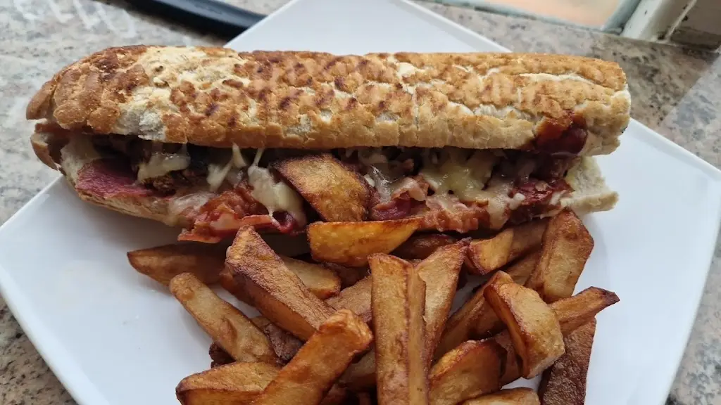 Menu_Ozzy's Bistro_Pudsey_image_8