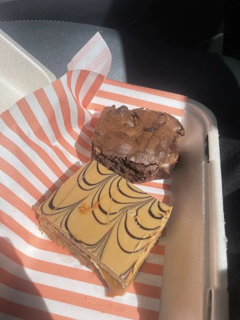 Chloe Robertson_Ozzy's Bistro_Pudsey_review