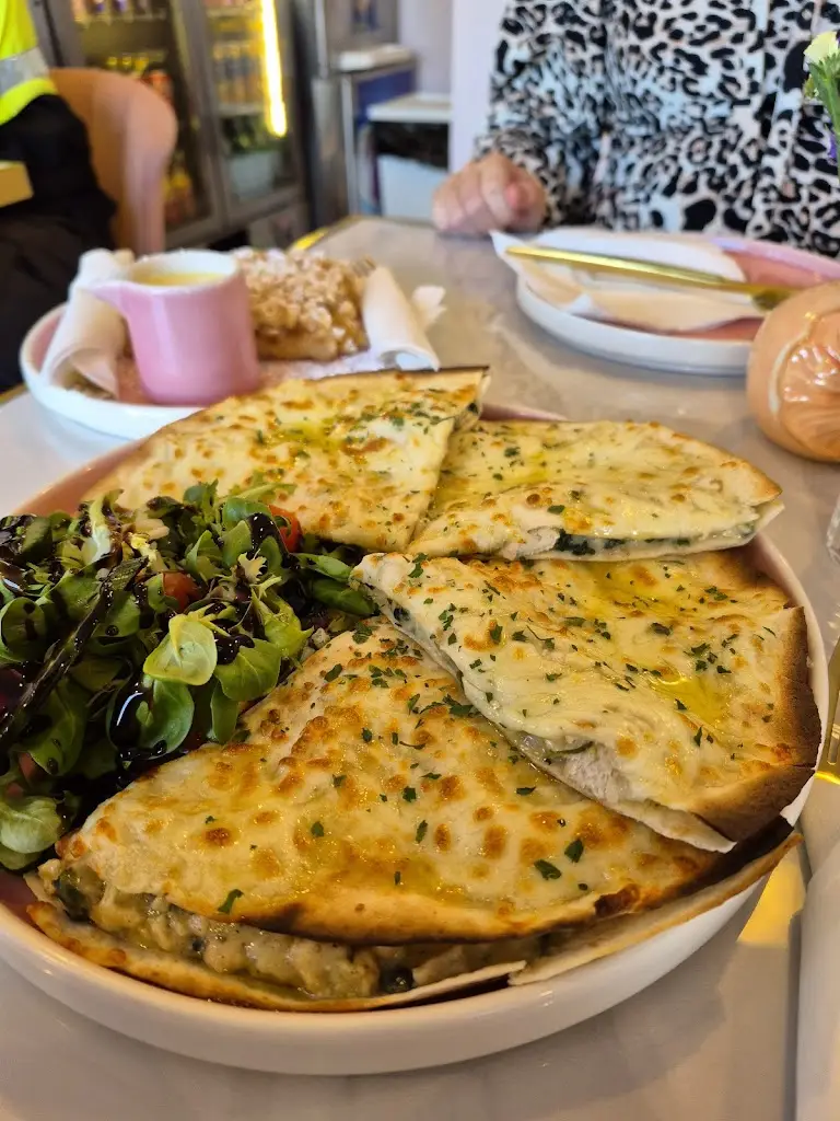 Charlene Donoghue_Vanilla & Pepper Bistro_Barton-le-Clay_review