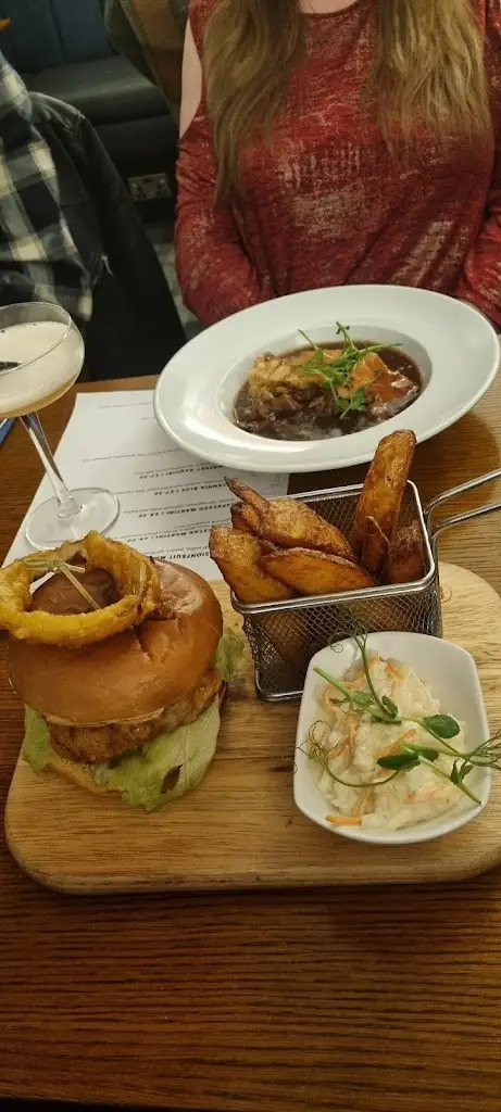 Menu_The Britannia_Pudsey_image_8