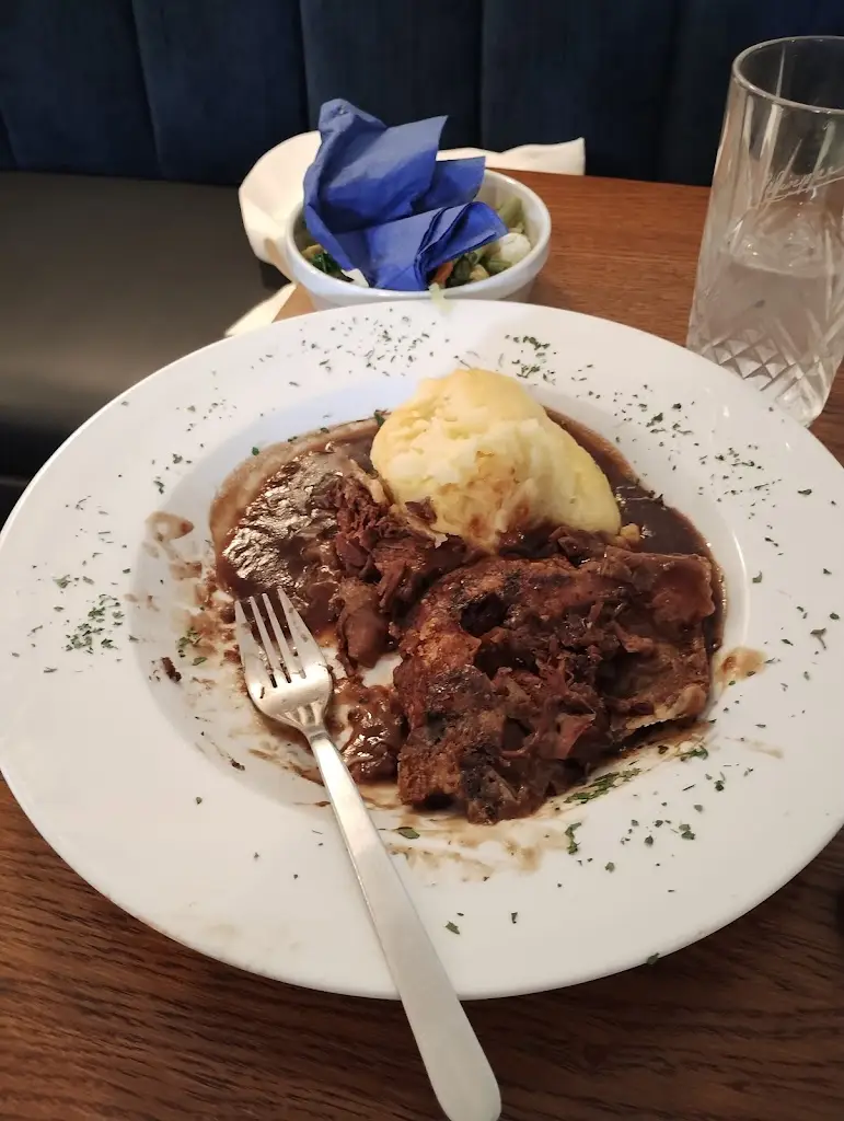 Duncan Millar_The Britannia_Pudsey_review