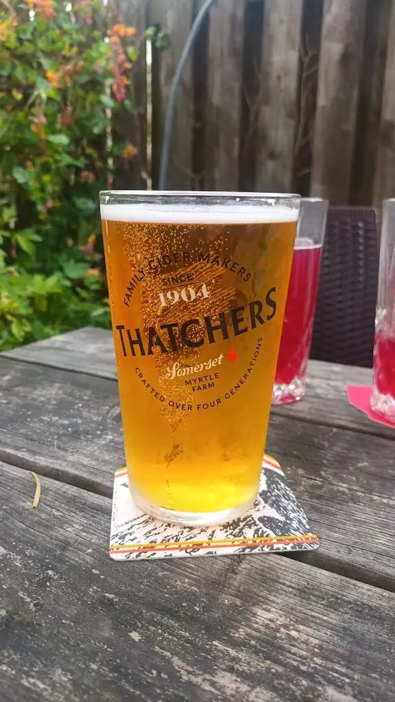 Menu_Fox & Grapes_Pudsey_image_6