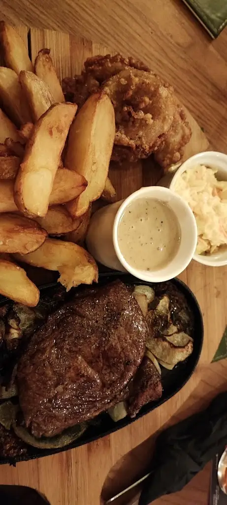 Menu_Fox & Grapes_Pudsey_image_8