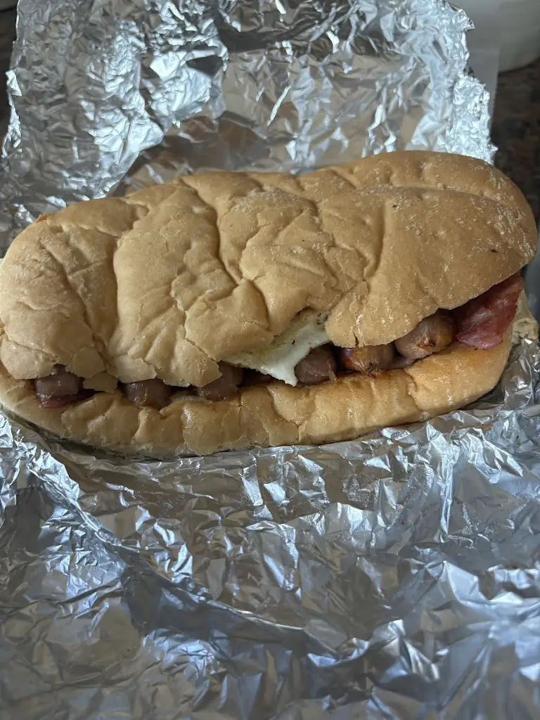 Mark Holgate_Charlie's Sarni Bar_Pudsey_review