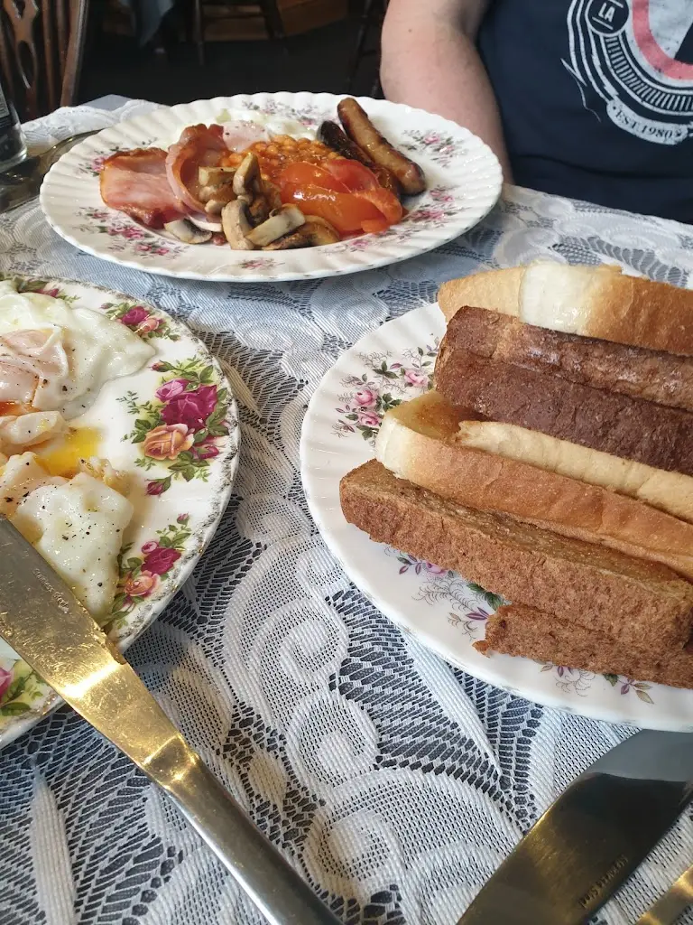 Menu_Olde Booths Tea Rooms_Pudsey_image_7