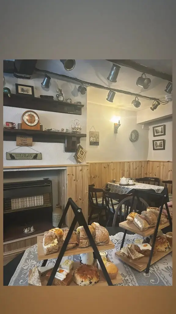 kimberleeboo kimberleeboo@hotmail.com_Olde Booths Tea Rooms_Pudsey_review