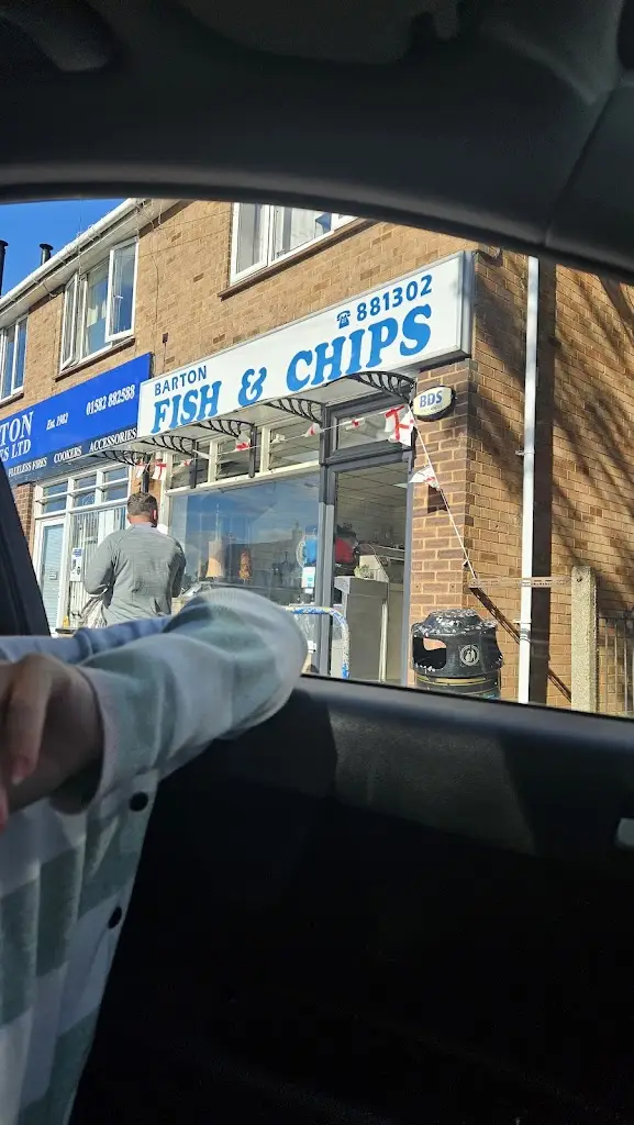 Barton's Fish & Chips_Barton-le-Clay_slider_image_2