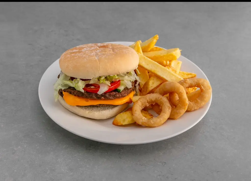 Barton's Fish & Chips_Barton-le-Clay_slider_image_3