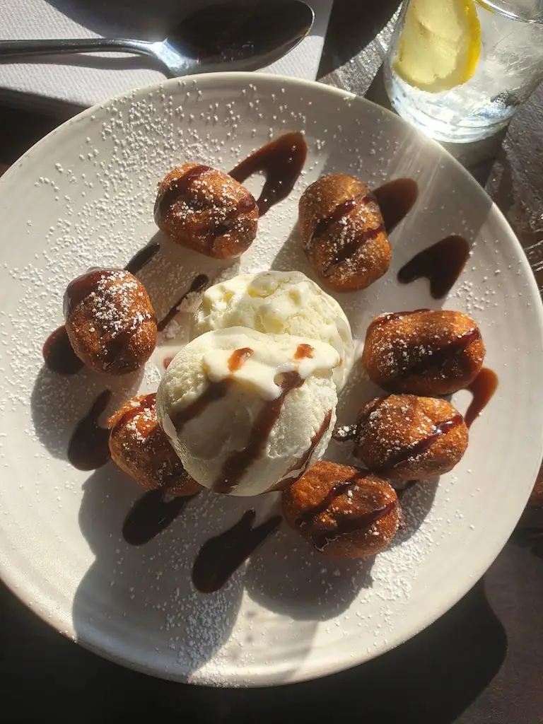 Menu_The Feathers_Rickmansworth_image_9