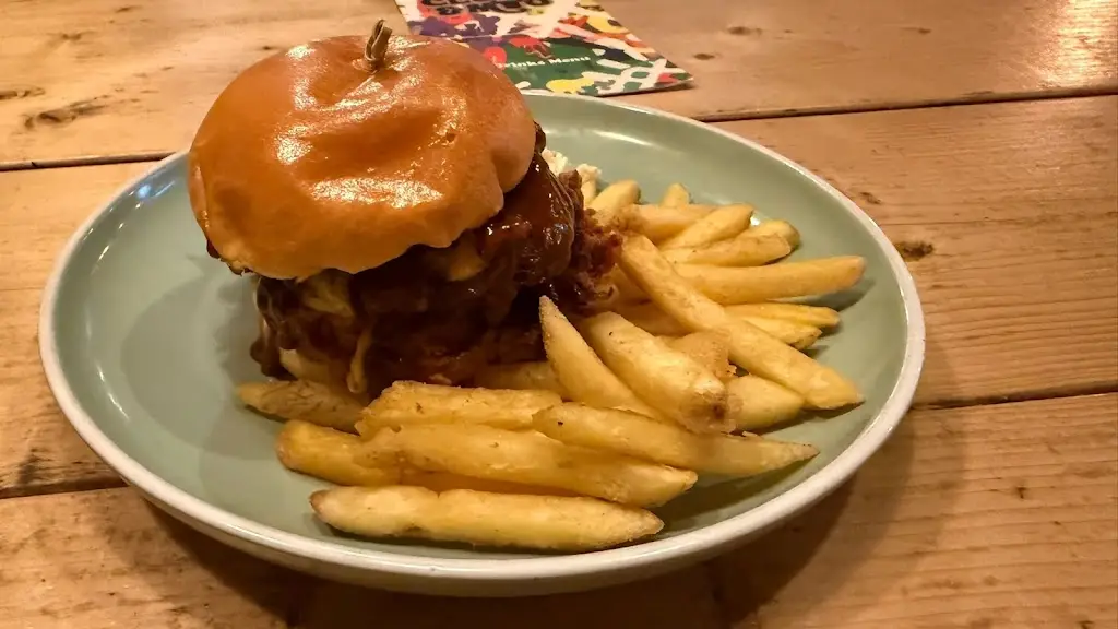 Ben Cooper_Cluck & Moo - Restaurant Redcar_Redcar and Cleveland_review