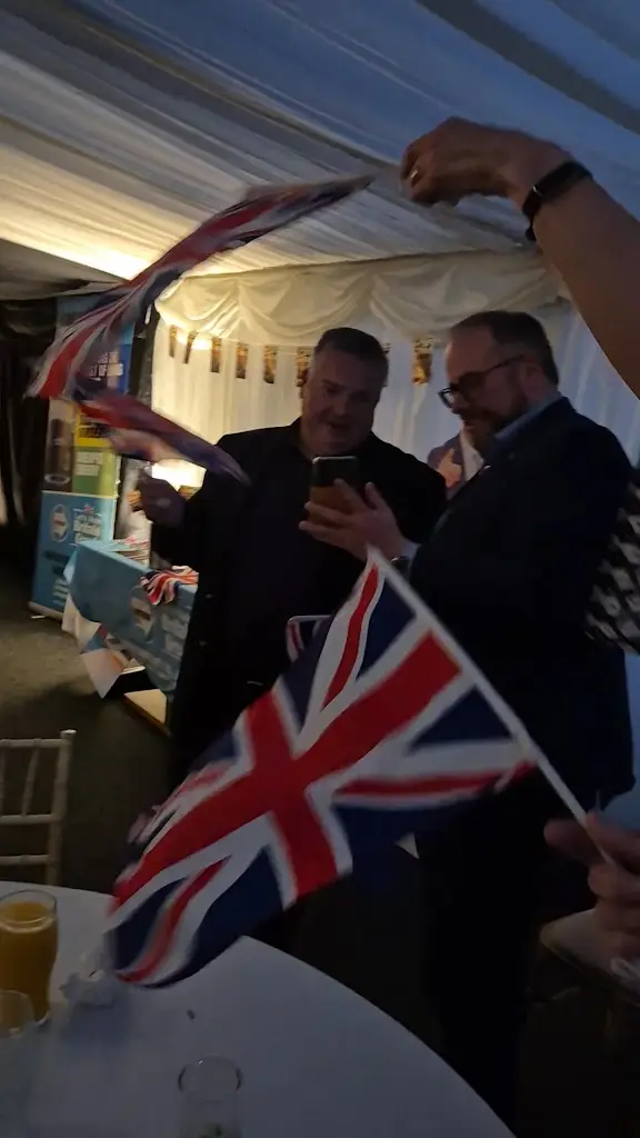 The Cross Keys_Barton-le-Clay_slider_image_2