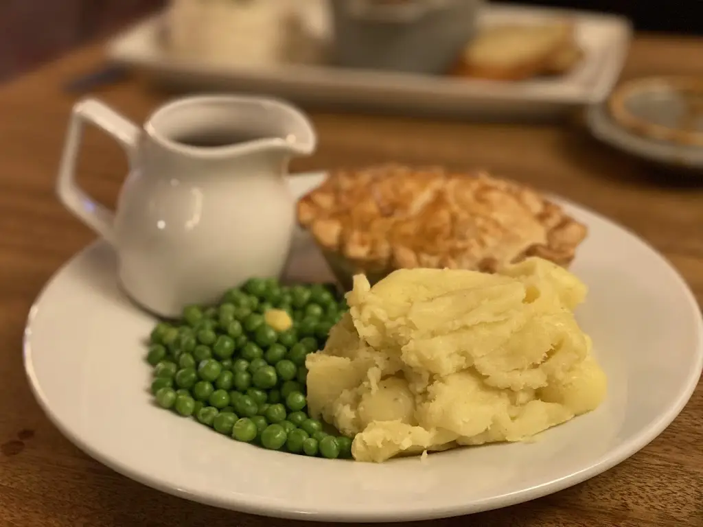 Menu_Rose & Crown_Ridgmont_image_1